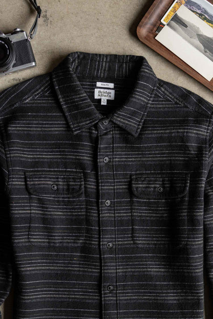 Cole Slim Shirt / Raven Stripe
