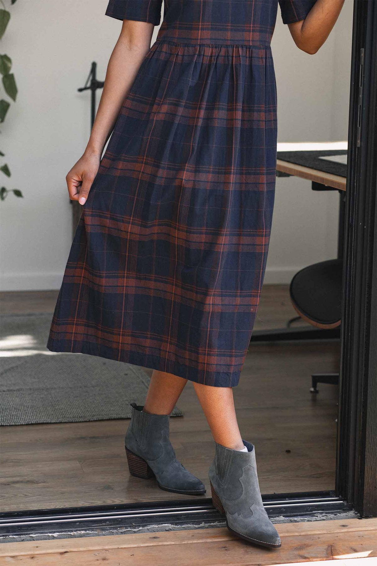 Perry Dress / Cinder Plaid